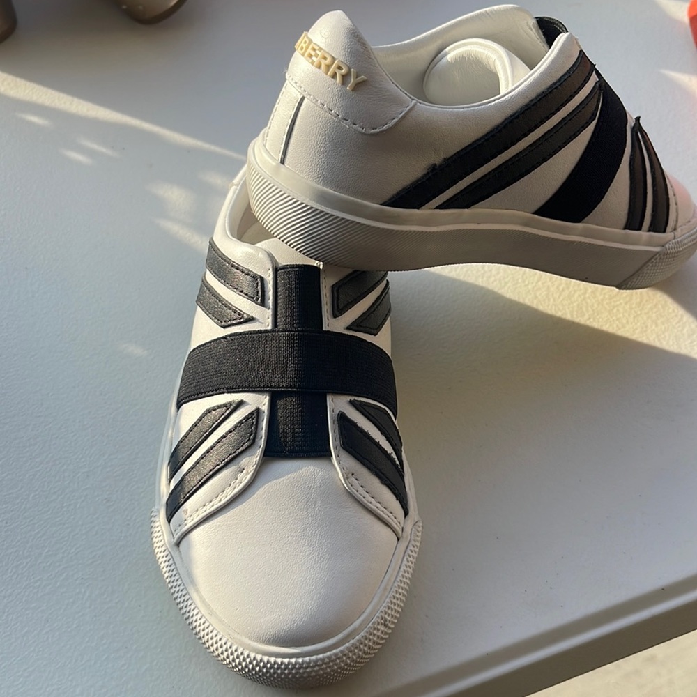 Burberry kid Sneakers 29